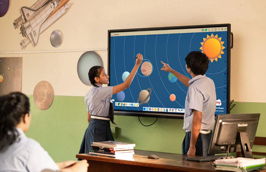 Banner for Thuyết trình lớp 10A7 